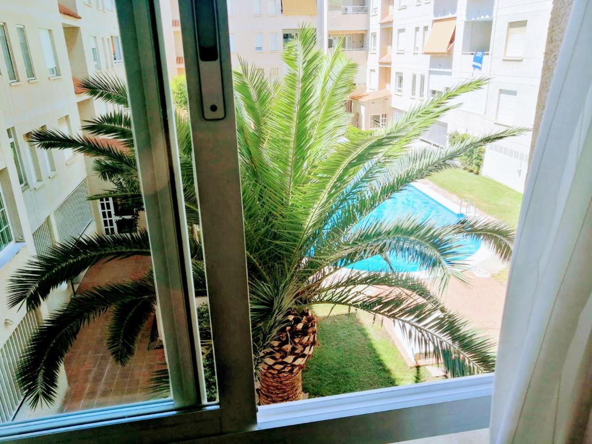 Piso Vacacional Con Piscina En Benicassim Apartamento Exterior foto